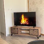 Modern Lux *