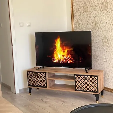 Modern Lux *